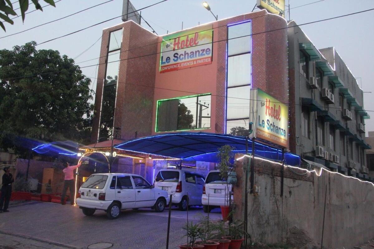 Hotel The Leschanze Lahore Exteriér fotografie